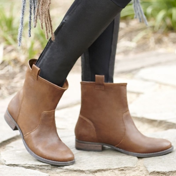 natasha slip on bootie